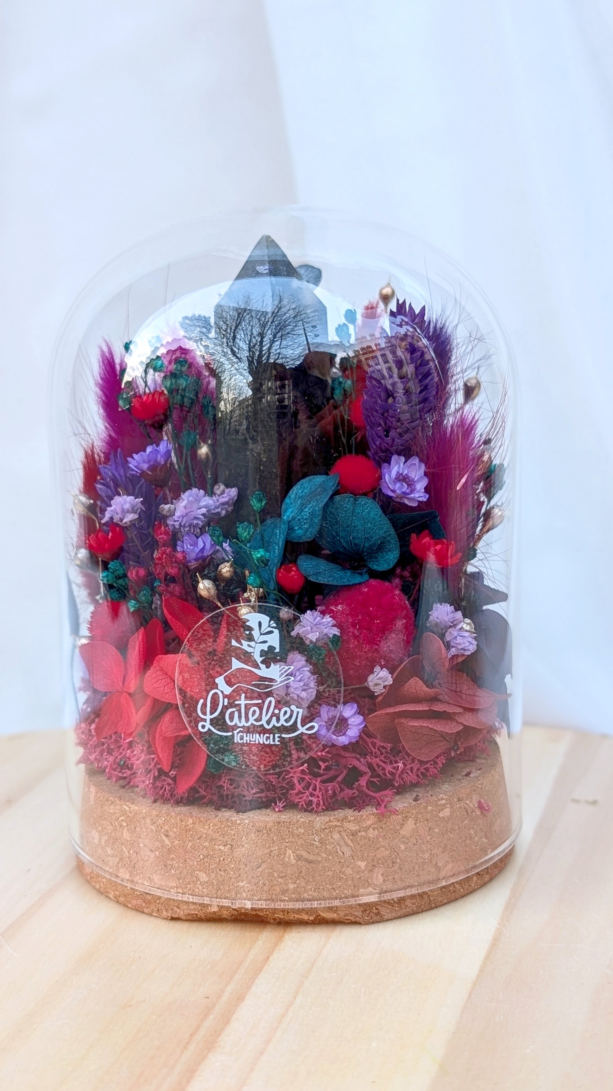 Dôme de fleurs séchées avec cristal