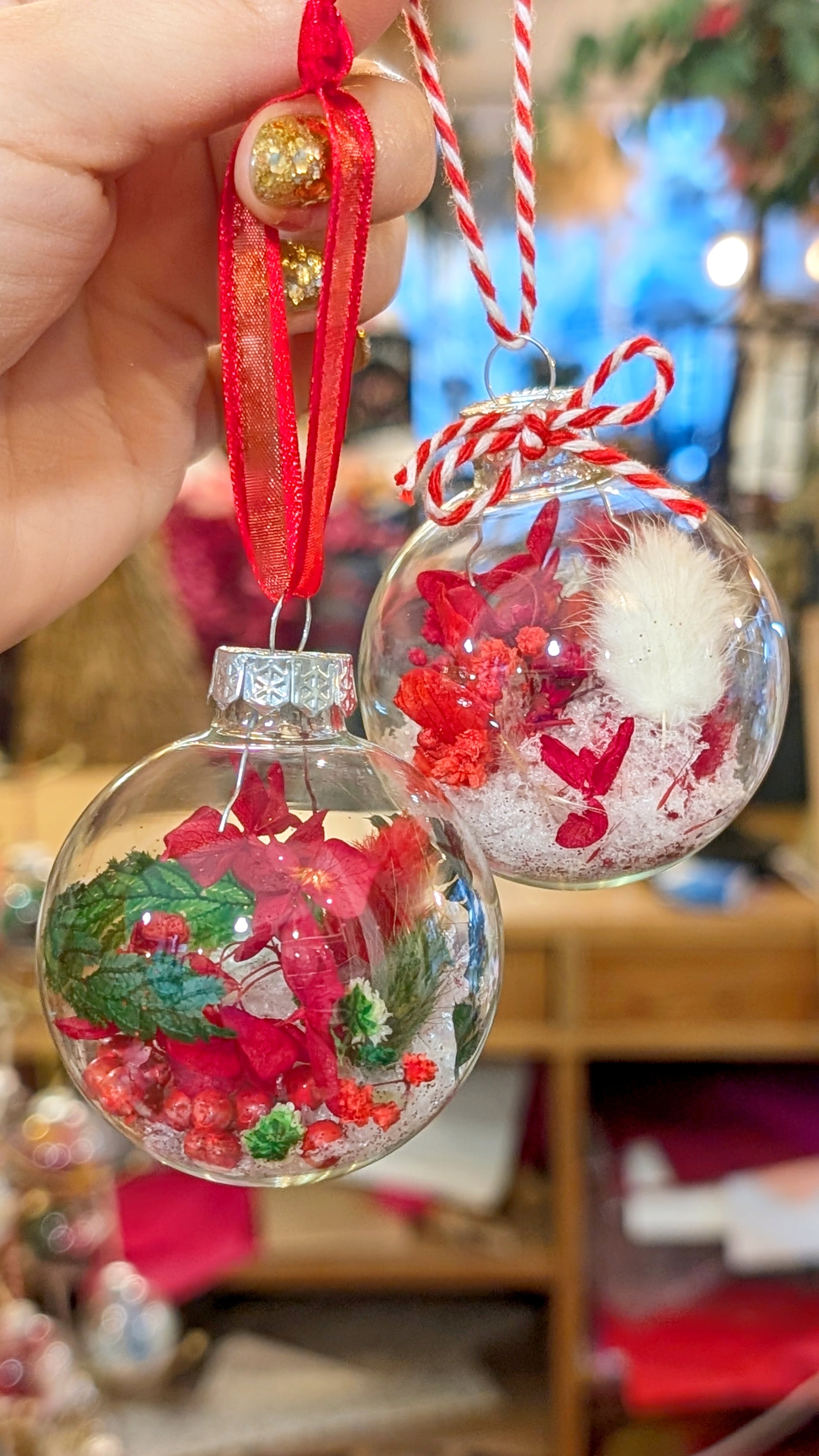 🎅 Atelier Boules de Noël en Fleurs Séchées 🎅