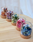 Dôme de fleurs séchées avec cristal