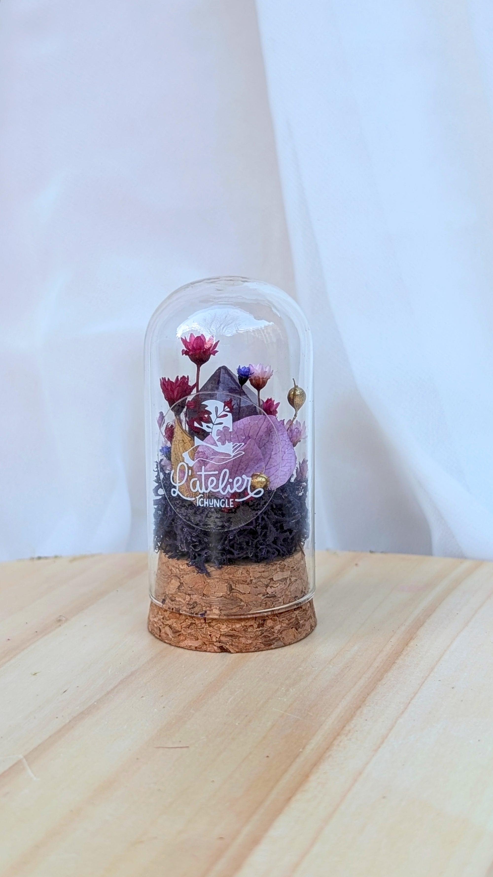 Dôme de fleurs séchées avec cristal